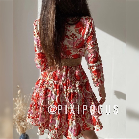 ZARA VOLUMINOUS TEXTURED TIERED DRESS - Picture 5 of 12